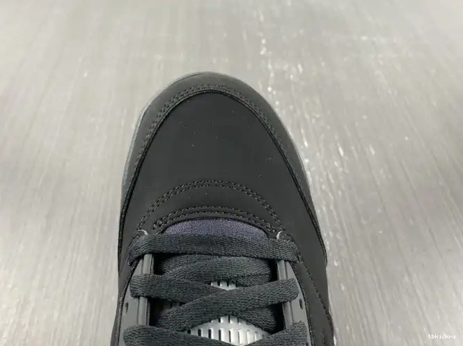 Cheap TBkick Black Metallic (2016) 845035-003 5 Retro Jordan 0525